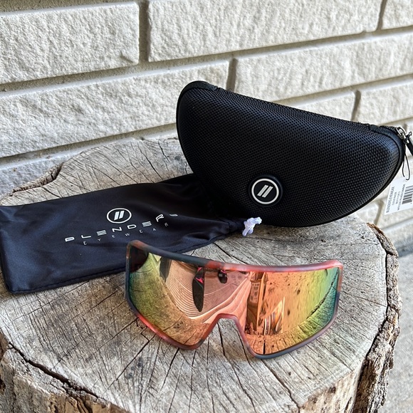 Blenders Eclipse Cloud Racer Sunglasses - Picture 4 of 13